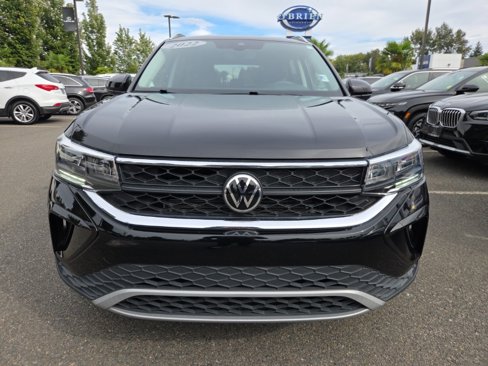 Used 2022 Volkswagen Taos SE image 11