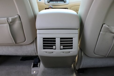 Used 2012 Toyota Avalon Limited image 40