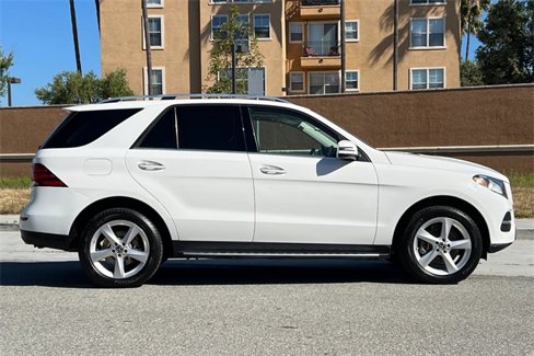 Used 2018 Mercedes-Benz GLE 350 4MATIC image 3