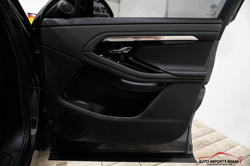Used 2022 Land Rover Range Rover Evoque SE image 53