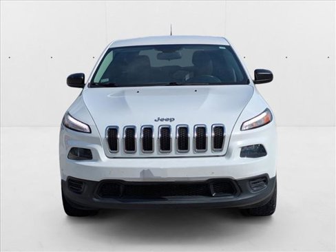Used 2017 Jeep Cherokee Sport w/ Cold Weather Group image 2