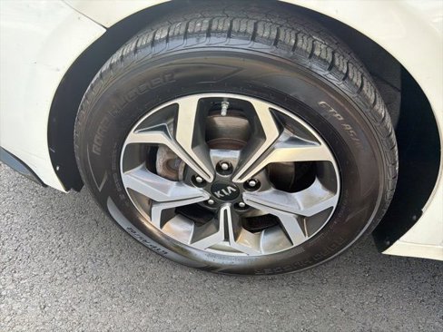 Used 2019 Kia Forte LXS image 12