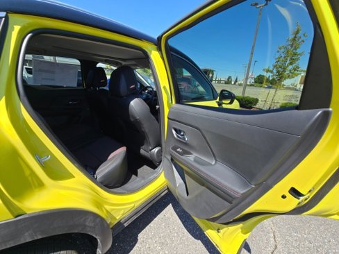 New 2025 Nissan Kicks SR w/ SR Premium Package image 12