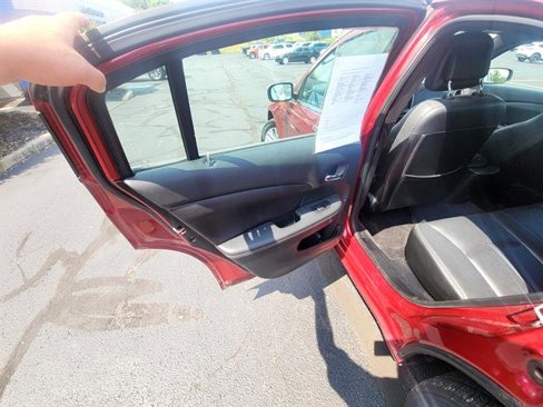 Used 2013 Chrysler 200 Limited w/ Sun/Sound Group image 19