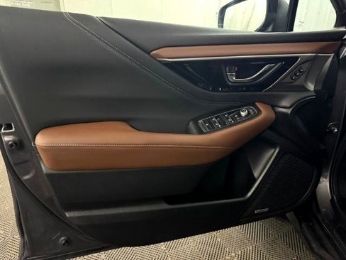 Used 2022 Subaru Outback Touring XT w/ Popular Package #2 image 7