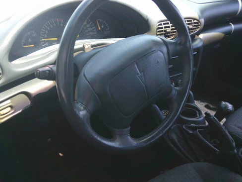Used 1996 Pontiac Sunfire SE image 5