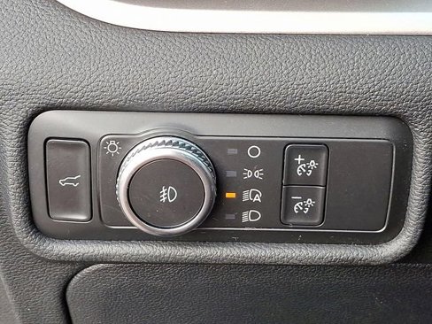 Used 2021 Ford Explorer XLT w/ Equipment Group 202A image 39