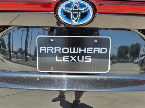 Used 2023 Toyota Venza Limited image 21
