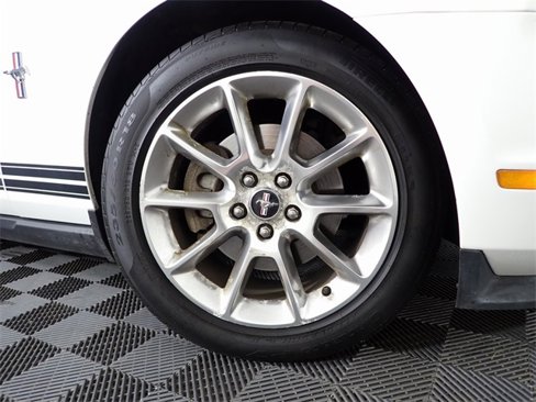 Used 2011 Ford Mustang Premium w/ 202A Rapid Spec Order Code image 30