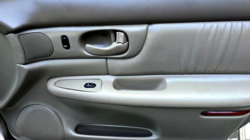 Used 2002 Buick Century Custom w/ Custom Premium Pkg image 25