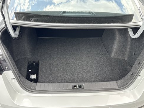 New 2025 Nissan Versa S image 19