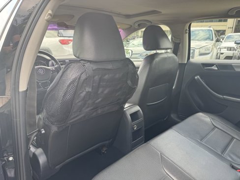 Used 2015 Volkswagen Jetta TDI image 14