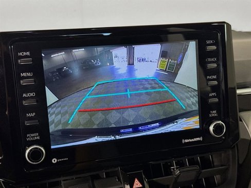 Used 2022 Toyota Corolla LE image 16