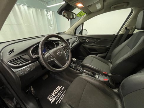 Used 2022 Buick Encore Preferred w/ Safety Package image 11