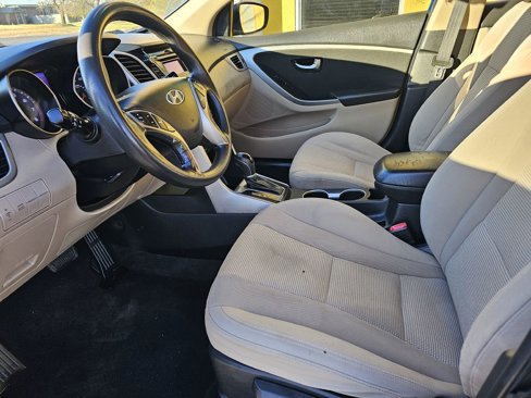 Used 2013 Hyundai Elantra GT image 8