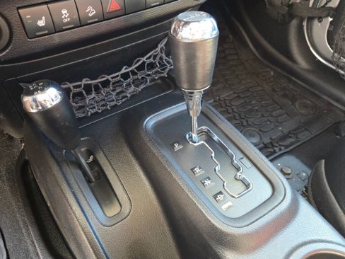 Used 2015 Jeep Wrangler Unlimited Sahara image 22