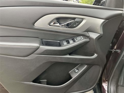 Used 2019 Chevrolet Traverse LT image 19