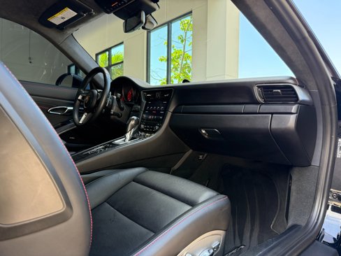 Used 2017 Porsche 911 Carrera 4S image 31