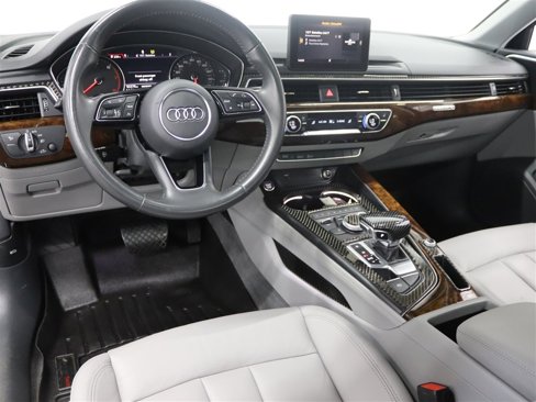 Used 2019 Audi A4 2.0T Premium w/ Convenience Package image 7