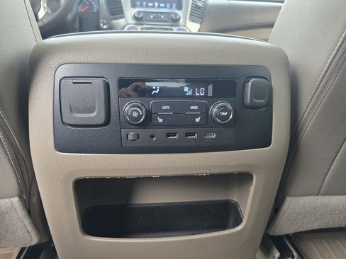 Used 2017 Chevrolet Tahoe LT w/ LT Signature Package image 14