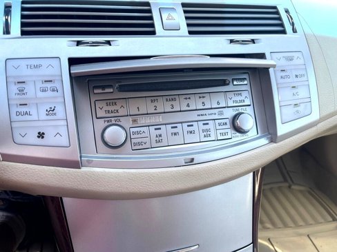 Used 2009 Toyota Avalon Limited image 14