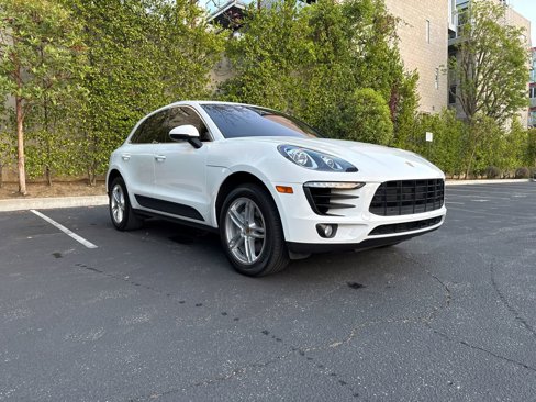 Used 2017 Porsche Macan S image 3
