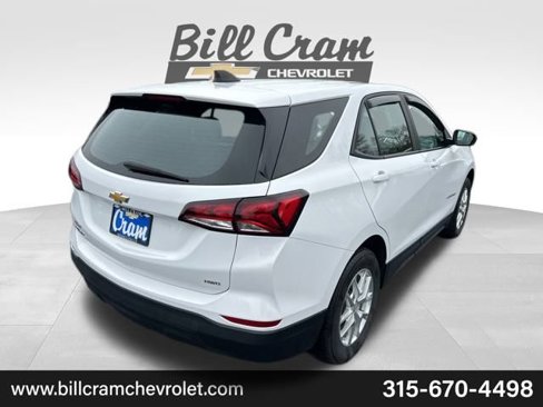 Used 2022 Chevrolet Equinox LS image 35