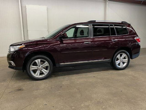 Used 2012 Toyota Highlander Limited image 1