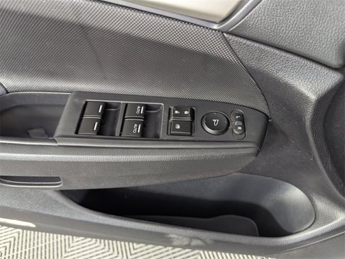 Used 2012 Honda Accord SE image 18