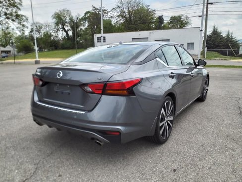Used 2022 Nissan Altima 2.5 SR image 4