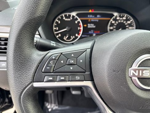 Used 2023 Nissan Altima 2.5 SV image 23