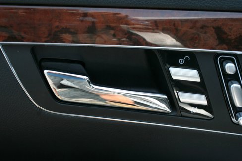 Used 2008 Mercedes-Benz S 550 4MATIC image 38