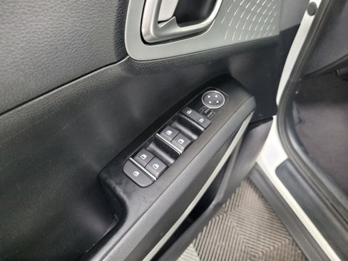 Used 2023 Kia Soul LX w/ LX Technology Package image 27