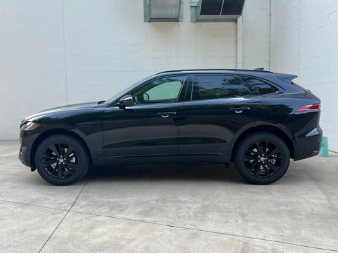 Used 2025 Jaguar F-PACE R-Dynamic S image 5
