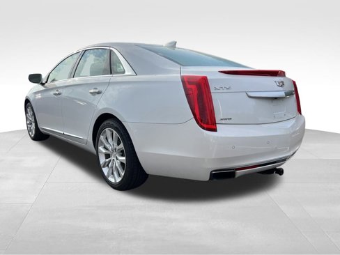 Used 2017 Cadillac XTS Luxury image 5