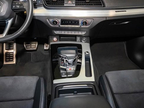 Used 2021 Audi SQ5 Premium w/ Convenience Package image 25