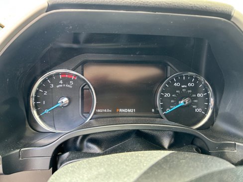 Used 2019 Ford F250 Lariat w/ Chrome Package image 17