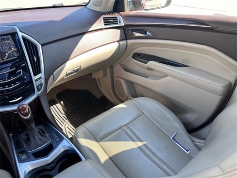 Used 2015 Cadillac SRX Luxury w/ Driver Awareness Package image 17