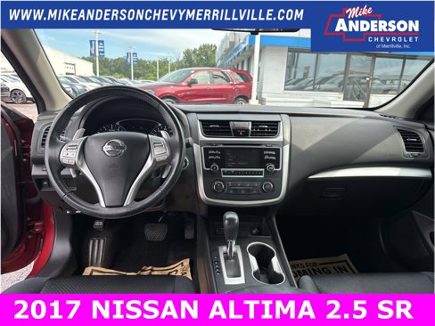 Used 2017 Nissan Altima 2.5 SR w/ Midnight Edition Package image 15