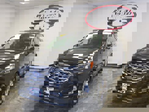 Used 2020 Ford Edge Titanium w/ Equipment Group 301A image 6