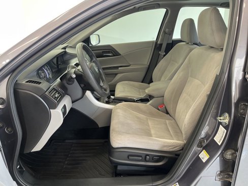 Used 2015 Honda Accord EX image 16