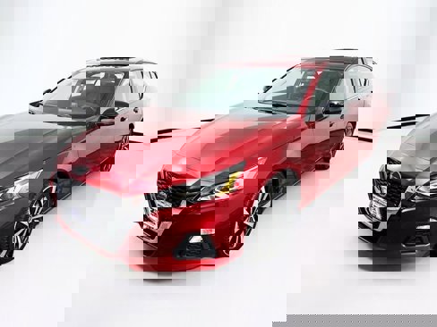 Certified 2021 Nissan Altima 2.5 SR image 3