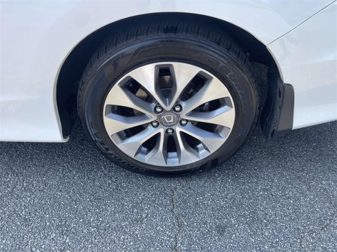 Used 2015 Honda Accord EX-L image 6