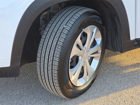 Used 2025 Chevrolet Trax LS w/ Driver Confidence Package image 29