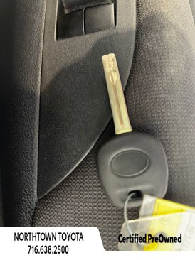 Used 2022 Toyota Corolla LE image 29