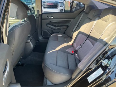 Used 2022 Nissan Altima 2.5 SV image 27