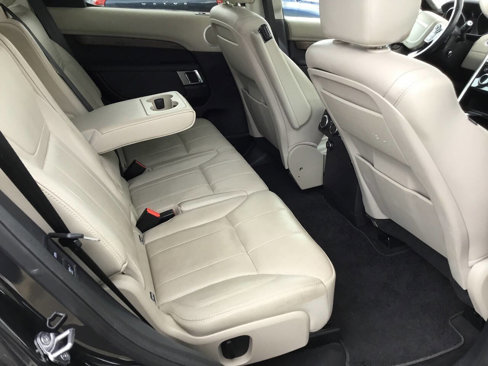 Used 2017 Land Rover Discovery HSE image 22