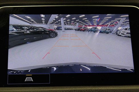 Used 2022 Cadillac XT4 Luxury w/ LPO, Onyx Lite Package image 31