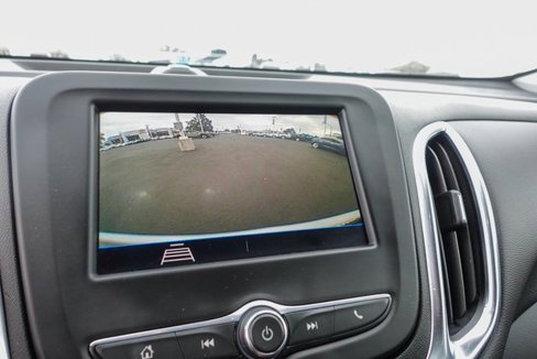 Used 2021 Chevrolet Equinox LT image 19