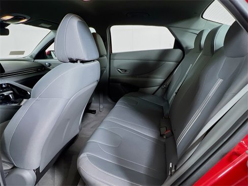 Used 2023 Hyundai Elantra SEL w/ Convenience Package image 23
